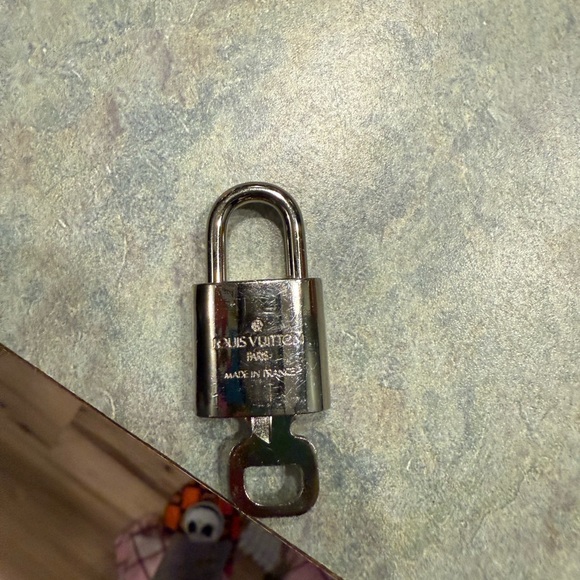 - LV Silver Lock and Key #307 - Picture 3 of 3